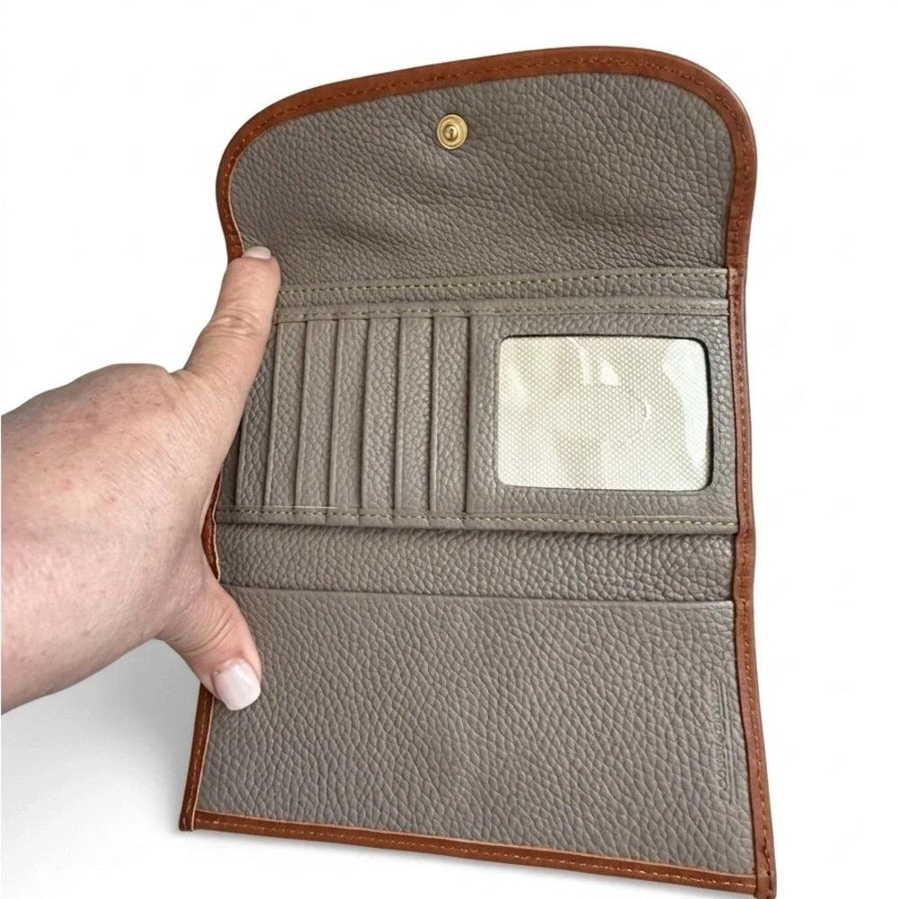 Dooney & Bourke Pebbled Grain Continental Leather Wallet